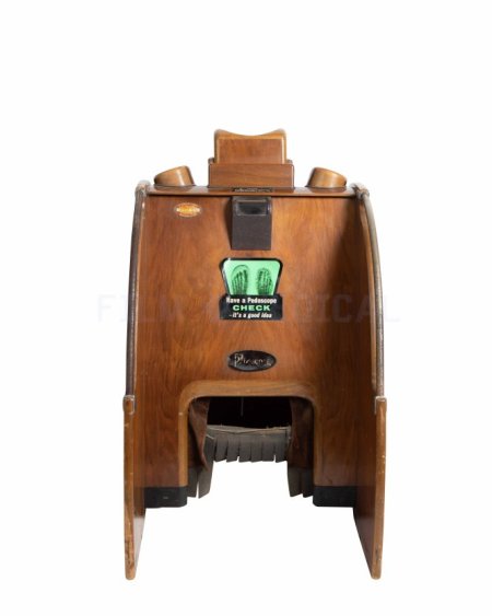 1950’s Shoe Shop X-Ray Machine “The Pedoscope”